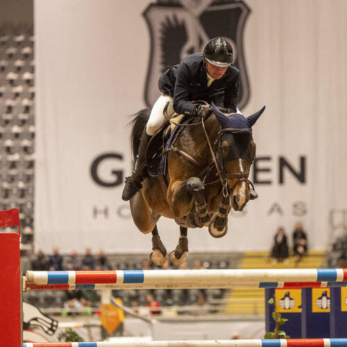 Brilliant Balsiger wins Oslo opener for the second time