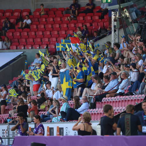 Tough competition in top of jumping