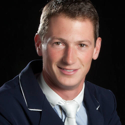 Winning debut for Daniel Deusser and Clintop 2