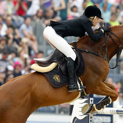 Edwina Tops-Alexander extends her Championship lead in Shanghai