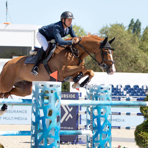 FOUR STARS BUT STILL AS MANY CHAMPIONS FOR THE FOURTH WEEK OF THE HUBSIDE JUMPING