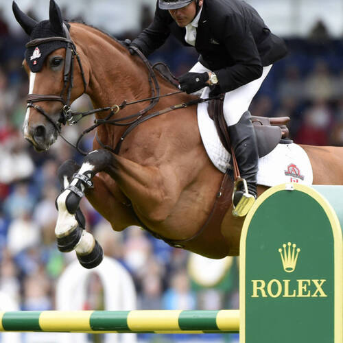 ERIC LAMAZE IN TOP FORM