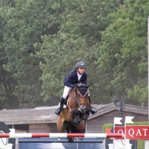 Farrington speeds to victory in Wellington