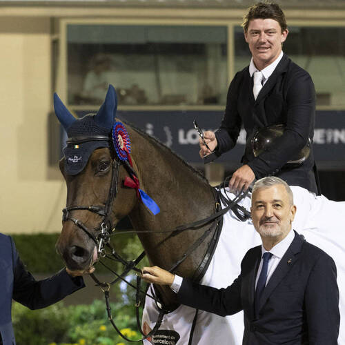 Michael Pender Wins the Grand Prix of the City of Barcelona