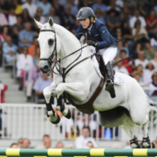 M. Michaels-Beerbaum excited