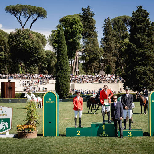 Piergiorgio Bucci triumphs in a historic Rolex Gran Premio Roma