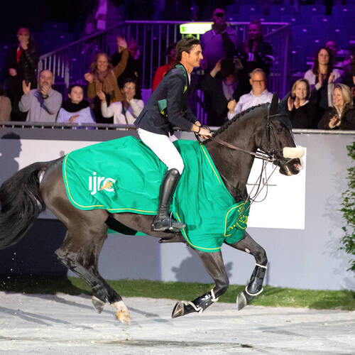 IJRC Board member Steve Guerdat remains number one in the world