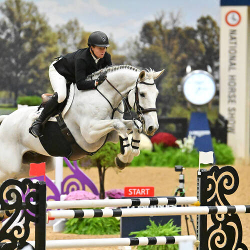  Sweetnam sweeps to the top in Lexington