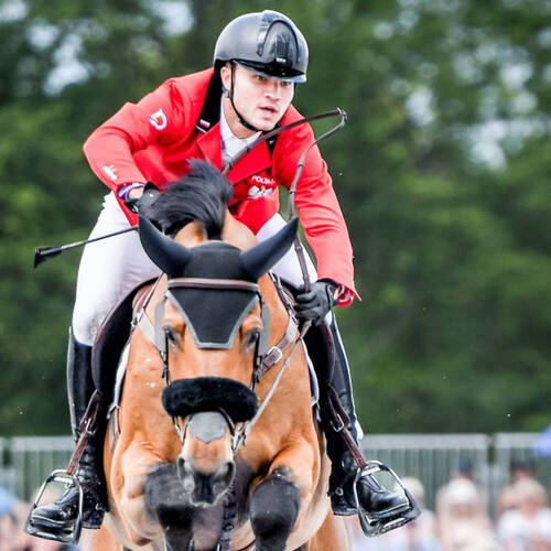 RIDERS’ STORIES: A CHAT WITH ANDRZEJ OPLATEK. “I THINK WE NEED TO SEE HORSES MORE FOR WHAT THEY ARE, AS LIVING BEINGS, AND NOT SOMETHING ONE JUST NEEDS TO GET ON AND USE.”