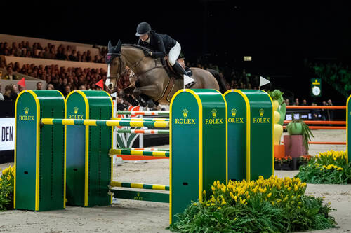 ROLEX TESTIMONEE SOPHIE HINNERS IN COMPETITION WITH IRON DAMES SINGCLAIR IN THE ROLEX GRAND PRIX AT THE DUTCH MASTERS Download Share