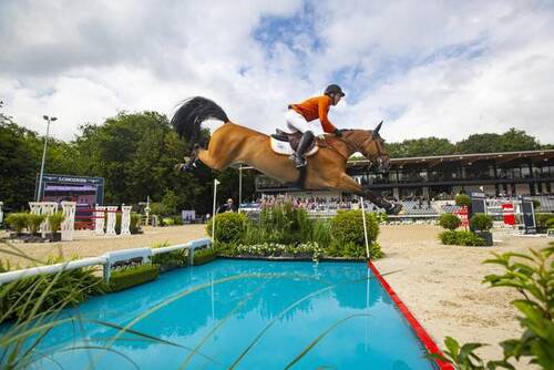 Maikel van der Vleuten and Beauville ZCHIO Rotterdam 2021© FEI/Leanjo de Koster