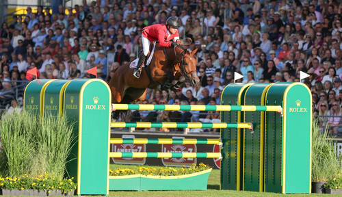 BACK ON TOP: KENT FARRINGTON’S PATH TO WORLD No.1 - AGAIN