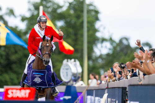 LONGINES FEI Jumping European Championship A Coruña 2025™Gold Medal Winner - IndividualRichard Vogel (GER) riding United Touch S during their lap of honour  at the Longines FEI Jumping European Championship A Coruña 2025Photo Credit: FEI/Benjamin Clark