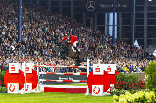 Daniel Deuser (GER) riding Otello de Guldenboom; © FEI/Leanjo de Koster