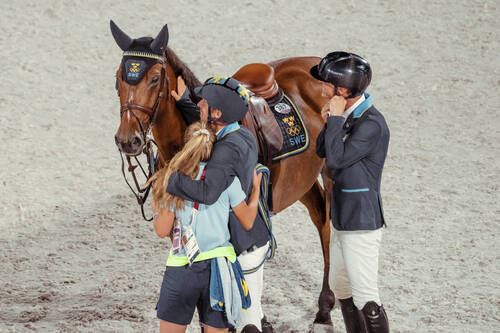 Optimized by JPEGmini 3.18.4.211102121-AP 0x2dad0bf6