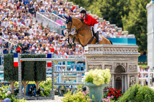 McLain Ward (USA) riding Ilex during the Show Jumping Team - Final at the Chateau de Versailles for the Paris 2024 Olympic Games.     Photo Credit: FEI/Benjamin Clark
