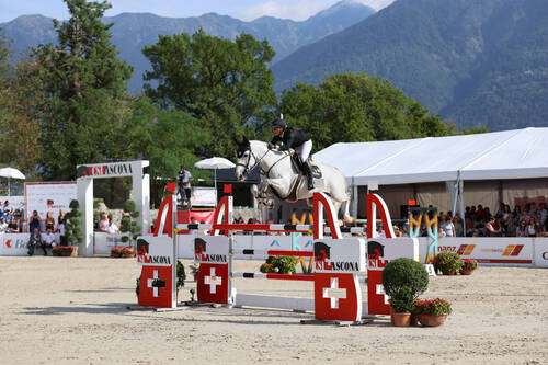 sunday csi4 1m55 gp; 127, Colestus Cambridge, Rhomberg Katharina; Sportfot