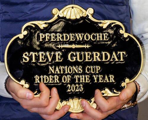 GENF - CHI Geneve Rolex Grand Slam 2023GUERDAT Steve (SUI)Ehrung der Pferdewoche Nations Cup Rider of the Year 2023Genf, Geneve, Palexpo08. December 2023© www.sportfotos-lafrentz.de/Stefan Lafrentz