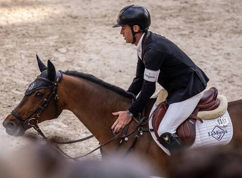 Scott Brash and Hello Chadora Lady claim victory at the Saut Hermès Grand Prix 