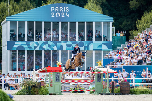    Scott Brash (GBR) riding Jefferson during the Show Jumping Team - Final at the Chateau de Versailles for the Paris 2024 Olympic Games.     Photo Credit: FEI/Benjamin Clark
